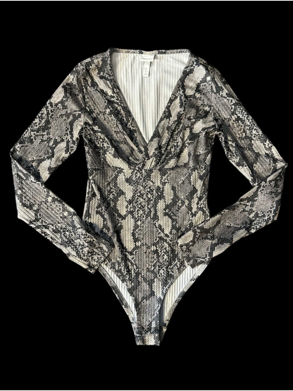H and M Snake Print Long Sleeve Bodysuit. Snap Closure. Size Small.  32” Bust